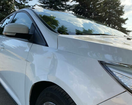 Білий Форд Фокус, об'ємом двигуна 1 л та пробігом 226 тис. км за 7500 $, фото 4 на Automoto.ua