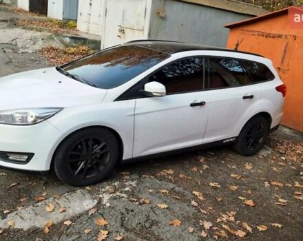 Белый Форд Фокус, объемом двигателя 1 л и пробегом 75 тыс. км за 11600 $, фото 9 на Automoto.ua