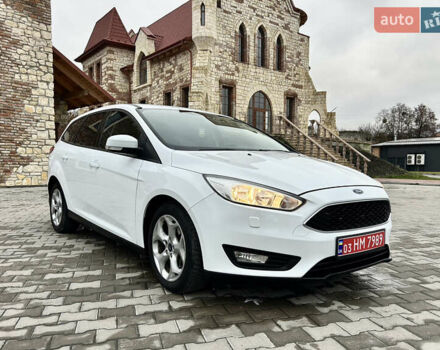 Белый Форд Фокус, объемом двигателя 1.5 л и пробегом 89 тыс. км за 10600 $, фото 1 на Automoto.ua