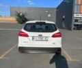 Белый Форд Фокус, объемом двигателя 1 л и пробегом 150 тыс. км за 7000 $, фото 4 на Automoto.ua