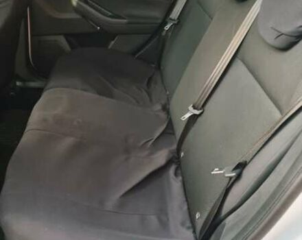 Белый Форд Фокус, объемом двигателя 1 л и пробегом 75 тыс. км за 11600 $, фото 10 на Automoto.ua