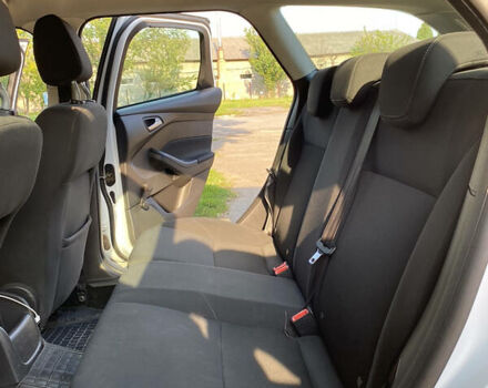 Білий Форд Фокус, об'ємом двигуна 1 л та пробігом 226 тис. км за 6900 $, фото 16 на Automoto.ua