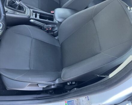 Белый Форд Фокус, объемом двигателя 1.5 л и пробегом 122 тыс. км за 9450 $, фото 7 на Automoto.ua