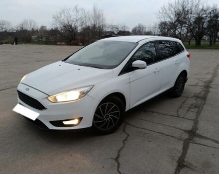 Белый Форд Фокус, объемом двигателя 0 л и пробегом 174 тыс. км за 8700 $, фото 2 на Automoto.ua
