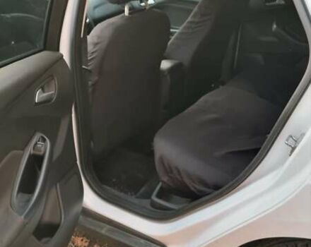 Белый Форд Фокус, объемом двигателя 1 л и пробегом 75 тыс. км за 11600 $, фото 11 на Automoto.ua