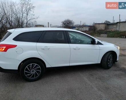 Білий Форд Фокус, об'ємом двигуна 2 л та пробігом 174 тис. км за 8700 $, фото 1 на Automoto.ua