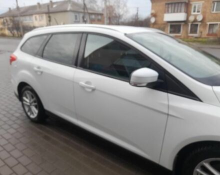 Белый Форд Фокус, объемом двигателя 1.5 л и пробегом 65 тыс. км за 15500 $, фото 2 на Automoto.ua