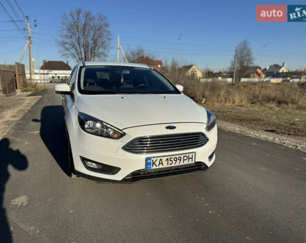 Білий Форд Фокус, об'ємом двигуна 1.5 л та пробігом 121 тис. км за 11700 $, фото 5 на Automoto.ua