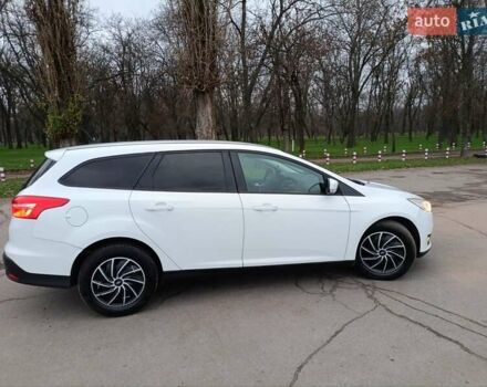 Білий Форд Фокус, об'ємом двигуна 2 л та пробігом 174 тис. км за 8700 $, фото 10 на Automoto.ua