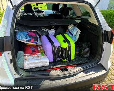 Білий Форд Фокус, об'ємом двигуна 1.6 л та пробігом 80 тис. км за 11500 $, фото 1 на Automoto.ua