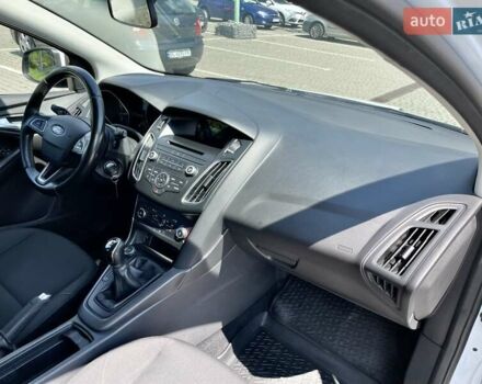 Білий Форд Фокус, об'ємом двигуна 1.6 л та пробігом 156 тис. км за 9700 $, фото 30 на Automoto.ua