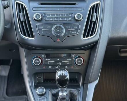 Белый Форд Фокус, объемом двигателя 1 л и пробегом 83 тыс. км за 7400 $, фото 13 на Automoto.ua