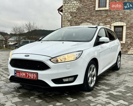 Белый Форд Фокус, объемом двигателя 1.5 л и пробегом 89 тыс. км за 10600 $, фото 2 на Automoto.ua