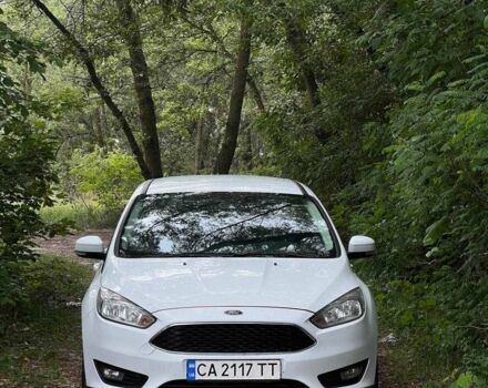 Белый Форд Фокус, объемом двигателя 1 л и пробегом 140 тыс. км за 8000 $, фото 6 на Automoto.ua