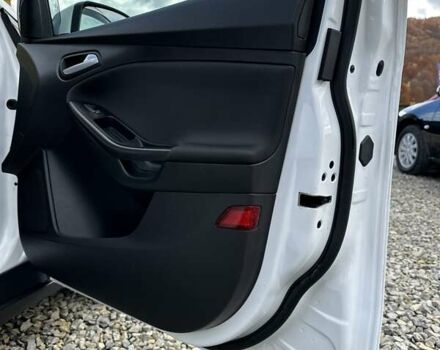 Белый Форд Фокус, объемом двигателя 1.5 л и пробегом 89 тыс. км за 11000 $, фото 23 на Automoto.ua