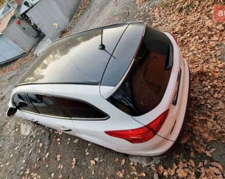 Белый Форд Фокус, объемом двигателя 1 л и пробегом 75 тыс. км за 11600 $, фото 5 на Automoto.ua