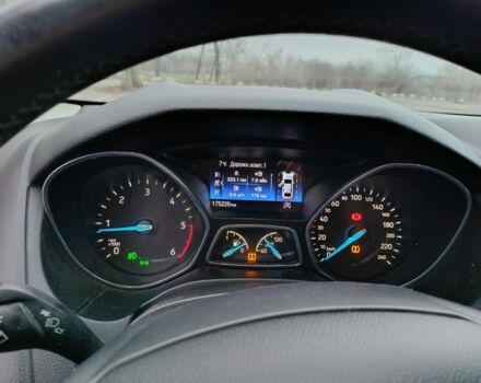 Белый Форд Фокус, объемом двигателя 0 л и пробегом 174 тыс. км за 8700 $, фото 7 на Automoto.ua