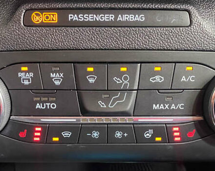 Білий Форд Фокус, об'ємом двигуна 2 л та пробігом 180 тис. км за 14950 $, фото 20 на Automoto.ua