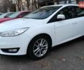 Белый Форд Фокус, объемом двигателя 1 л и пробегом 187 тыс. км за 8800 $, фото 1 на Automoto.ua