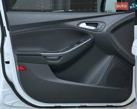 Белый Форд Фокус, объемом двигателя 1.5 л и пробегом 224 тыс. км за 10999 $, фото 56 на Automoto.ua