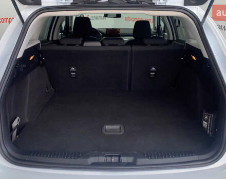 Білий Форд Фокус, об'ємом двигуна 2 л та пробігом 180 тис. км за 14950 $, фото 4 на Automoto.ua