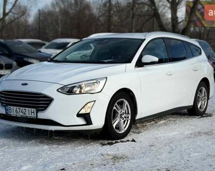 Белый Форд Фокус, объемом двигателя 1.5 л и пробегом 239 тыс. км за 12100 $, фото 2 на Automoto.ua