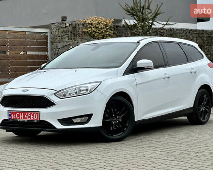 Белый Форд Фокус, объемом двигателя 1.5 л и пробегом 224 тыс. км за 10999 $, фото 3 на Automoto.ua