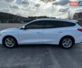 Белый Форд Фокус, объемом двигателя 1.5 л и пробегом 230 тыс. км за 11800 $, фото 5 на Automoto.ua