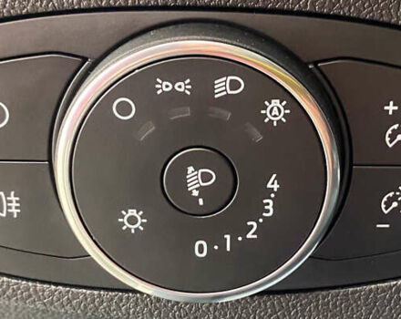 Білий Форд Фокус, об'ємом двигуна 2 л та пробігом 180 тис. км за 14950 $, фото 18 на Automoto.ua