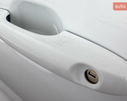 Білий Форд Фокус, об'ємом двигуна 2 л та пробігом 180 тис. км за 14950 $, фото 31 на Automoto.ua