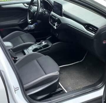 Белый Форд Фокус, объемом двигателя 2 л и пробегом 194 тыс. км за 14800 $, фото 16 на Automoto.ua