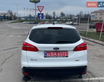 Белый Форд Фокус, объемом двигателя 1 л и пробегом 154 тыс. км за 8500 $, фото 10 на Automoto.ua