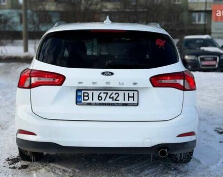 Белый Форд Фокус, объемом двигателя 1.5 л и пробегом 239 тыс. км за 12100 $, фото 5 на Automoto.ua