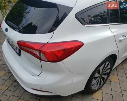 Белый Форд Фокус, объемом двигателя 1.5 л и пробегом 187 тыс. км за 13950 $, фото 24 на Automoto.ua