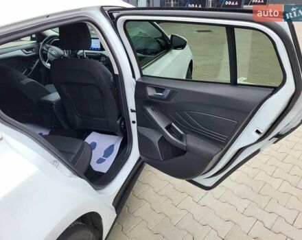 Белый Форд Фокус, объемом двигателя 1.5 л и пробегом 190 тыс. км за 14500 $, фото 24 на Automoto.ua