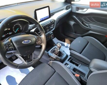 Белый Форд Фокус, объемом двигателя 1.5 л и пробегом 160 тыс. км за 13999 $, фото 60 на Automoto.ua