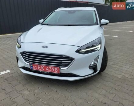 Білий Форд Фокус, об'ємом двигуна 1.5 л та пробігом 190 тис. км за 15000 $, фото 1 на Automoto.ua