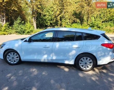 Белый Форд Фокус, объемом двигателя 1.5 л и пробегом 160 тыс. км за 13999 $, фото 9 на Automoto.ua