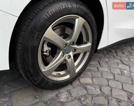 Білий Форд Фокус, об'ємом двигуна 1.5 л та пробігом 205 тис. км за 12400 $, фото 18 на Automoto.ua