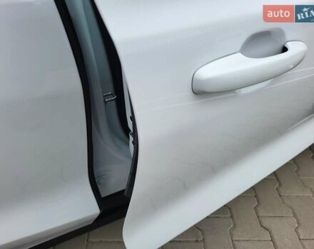 Белый Форд Фокус, объемом двигателя 1.5 л и пробегом 190 тыс. км за 14500 $, фото 52 на Automoto.ua