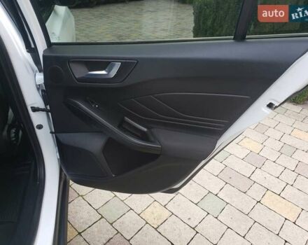 Белый Форд Фокус, объемом двигателя 1.5 л и пробегом 187 тыс. км за 13950 $, фото 56 на Automoto.ua