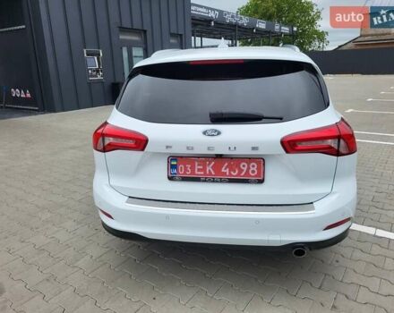 Белый Форд Фокус, объемом двигателя 1.5 л и пробегом 190 тыс. км за 14500 $, фото 58 на Automoto.ua