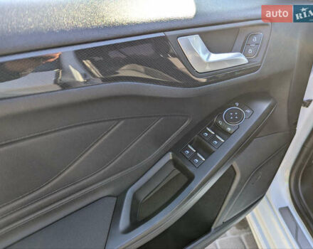 Белый Форд Фокус, объемом двигателя 1.5 л и пробегом 160 тыс. км за 15500 $, фото 44 на Automoto.ua