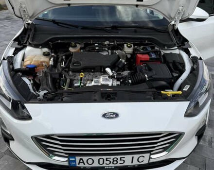 Білий Форд Фокус, об'ємом двигуна 1.5 л та пробігом 205 тис. км за 12400 $, фото 19 на Automoto.ua