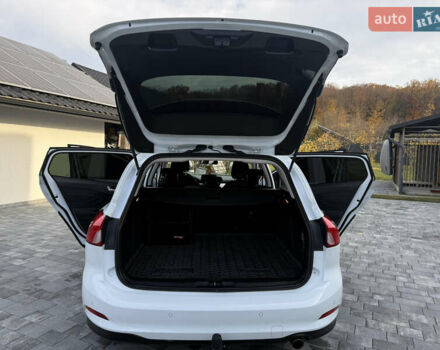 Білий Форд Фокус, об'ємом двигуна 1.5 л та пробігом 205 тис. км за 12400 $, фото 9 на Automoto.ua