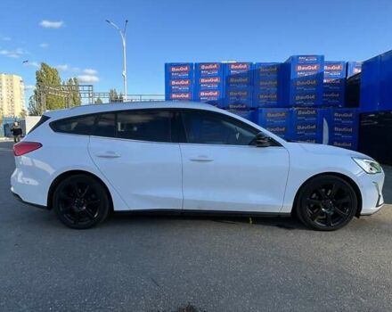 Белый Форд Фокус, объемом двигателя 2 л и пробегом 205 тыс. км за 14900 $, фото 5 на Automoto.ua