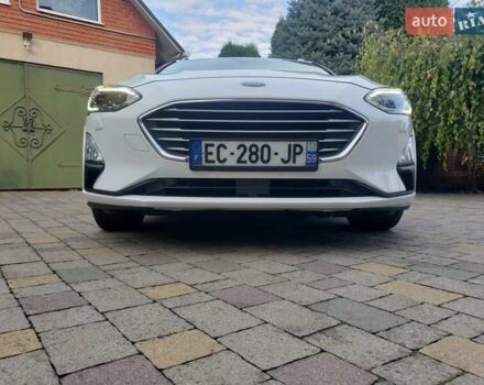 Белый Форд Фокус, объемом двигателя 1.5 л и пробегом 187 тыс. км за 13950 $, фото 40 на Automoto.ua