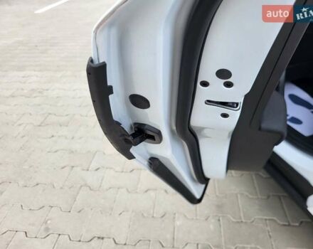Белый Форд Фокус, объемом двигателя 1.5 л и пробегом 190 тыс. км за 14500 $, фото 13 на Automoto.ua