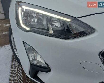 Білий Форд Фокус, об'ємом двигуна 1.5 л та пробігом 175 тис. км за 12300 $, фото 11 на Automoto.ua