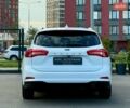 Белый Форд Фокус, объемом двигателя 2 л и пробегом 218 тыс. км за 16500 $, фото 8 на Automoto.ua